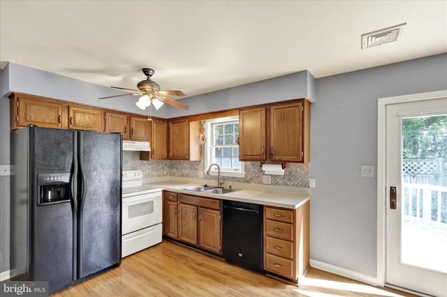 201 YORKSHIRE WAY, Mountville, PA 17554