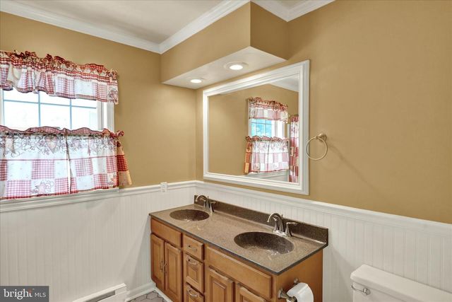 201 YORKSHIRE WAY, Mountville, PA 17554