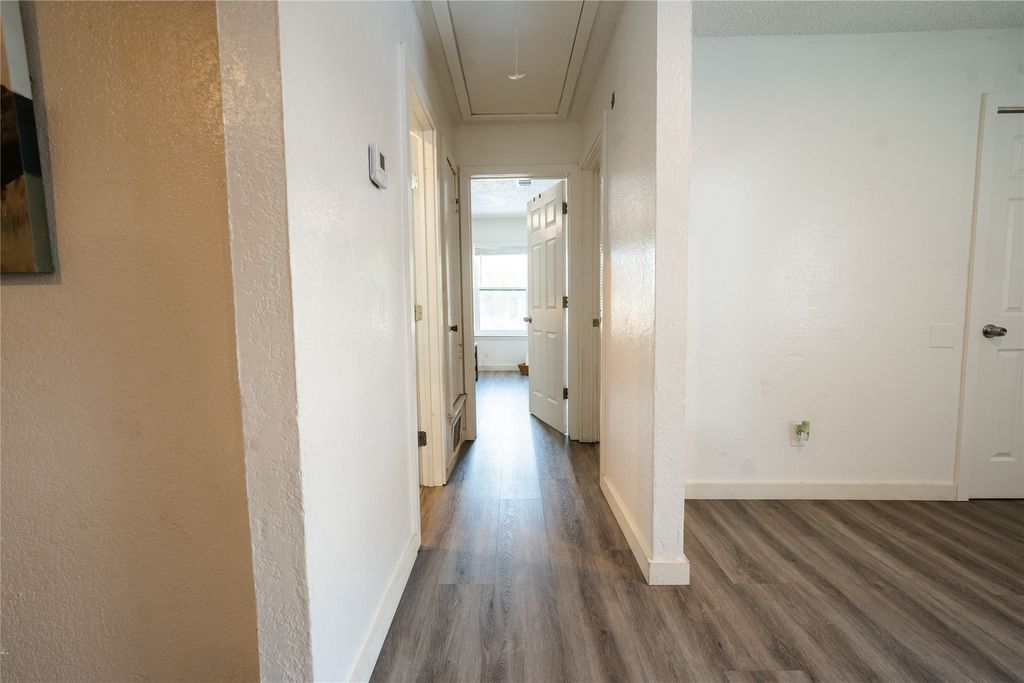 809 Broadus Avenue, Fort Worth, TX 76115 — photo 4