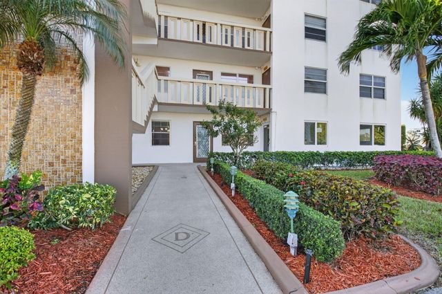 1056 Guildford D 1056, Boca Raton, FL 33434