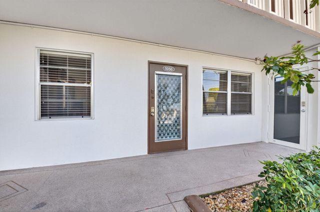 1056 Guildford D 1056, Boca Raton, FL 33434