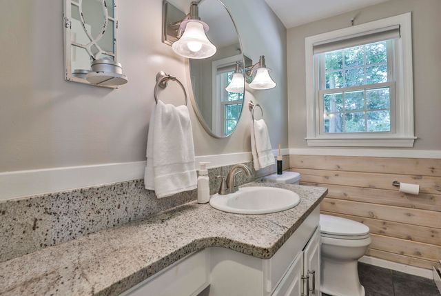 24 Beaver Brook Circle, Amherst, NH 03031