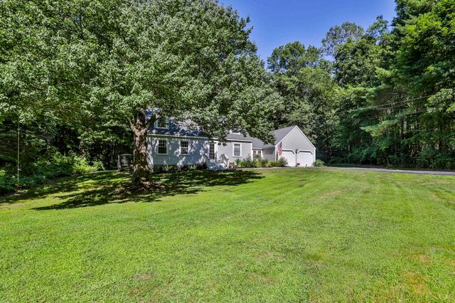 24 Beaver Brook Circle, Amherst, NH 03031
