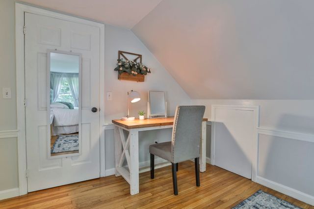 24 Beaver Brook Circle, Amherst, NH 03031