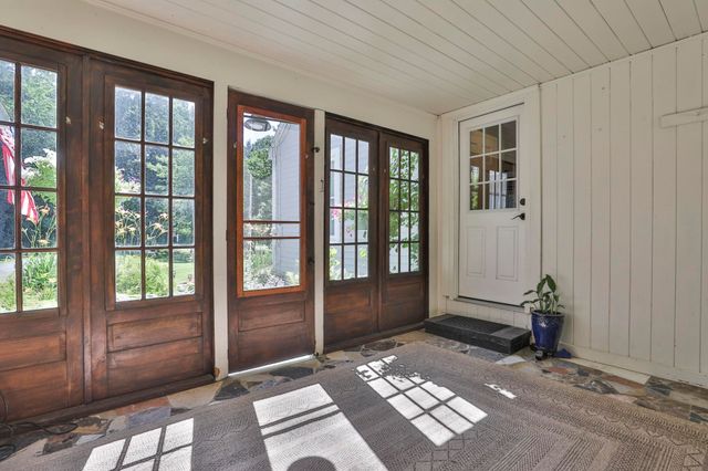 24 Beaver Brook Circle, Amherst, NH 03031