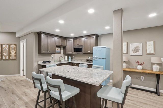 W351N6051 Bauers LANE, Oconomowoc, WI 53066