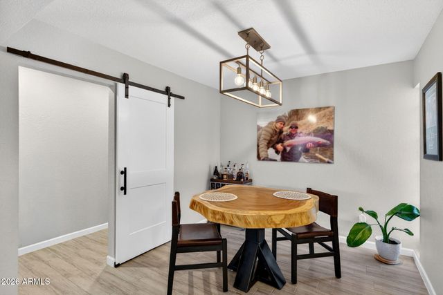 2233 E HIGHLAND Avenue 134, Phoenix, AZ 85016