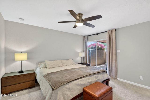 2233 E HIGHLAND Avenue 134, Phoenix, AZ 85016