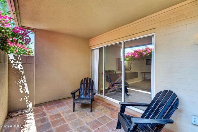 2233 E HIGHLAND Avenue 134, Phoenix, AZ 85016