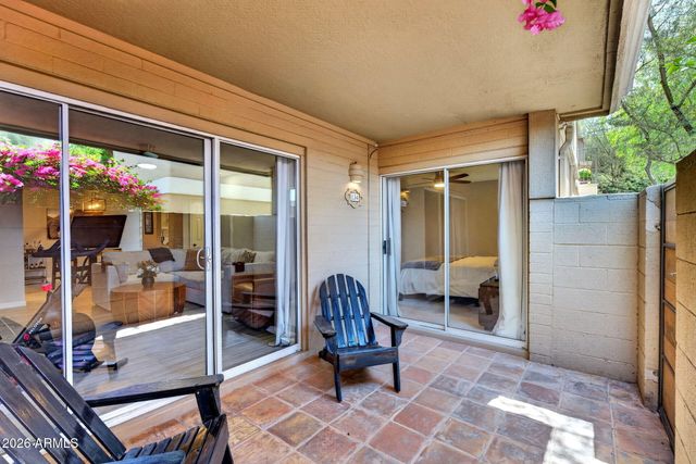2233 E HIGHLAND Avenue 134, Phoenix, AZ 85016