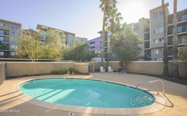2233 E HIGHLAND Avenue 134, Phoenix, AZ 85016
