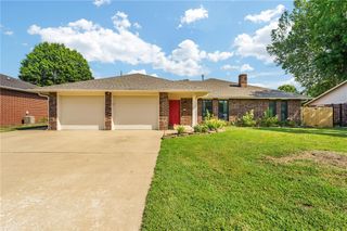 1902 SE Lawrence Street, Bentonville, AR 72712
