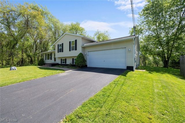 4602 High Mill Avenue NW, Massillon, OH 44647