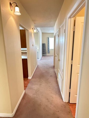 6215 CORTE ALZIRA NW, Albuquerque, NM 87114