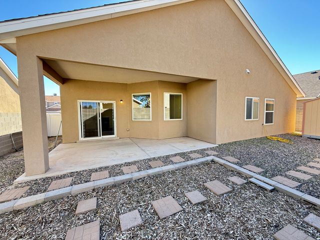 6215 CORTE ALZIRA NW, Albuquerque, NM 87114