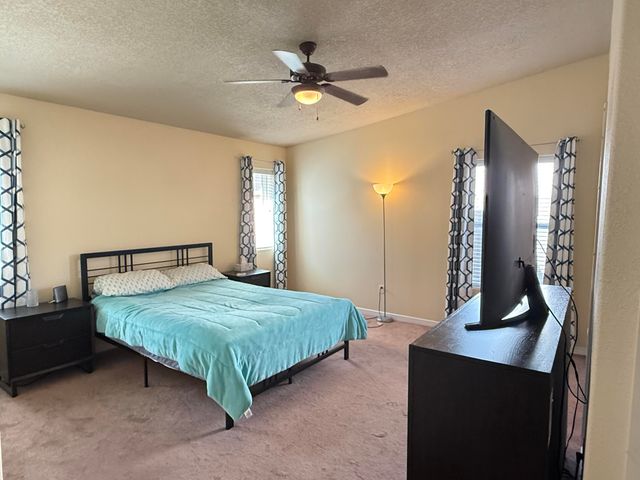 6215 CORTE ALZIRA NW, Albuquerque, NM 87114