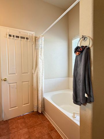 6215 CORTE ALZIRA NW, Albuquerque, NM 87114