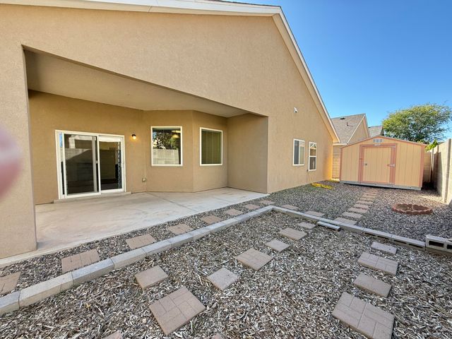 6215 CORTE ALZIRA NW, Albuquerque, NM 87114