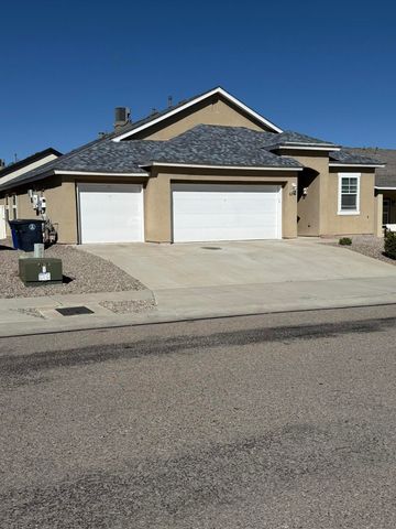 6215 CORTE ALZIRA NW, Albuquerque, NM 87114