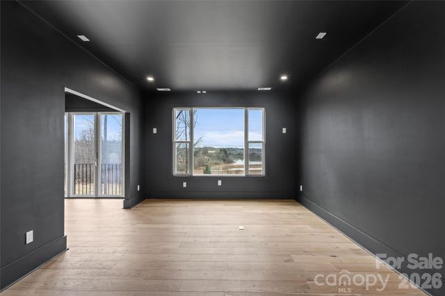 124 Clipper Lane, Mooresville, NC 28117