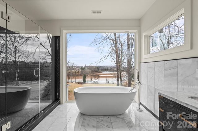 124 Clipper Lane, Mooresville, NC 28117