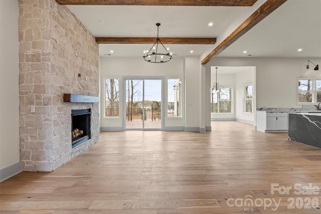 124 Clipper Lane, Mooresville, NC 28117