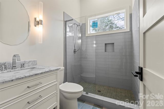 124 Clipper Lane, Mooresville, NC 28117