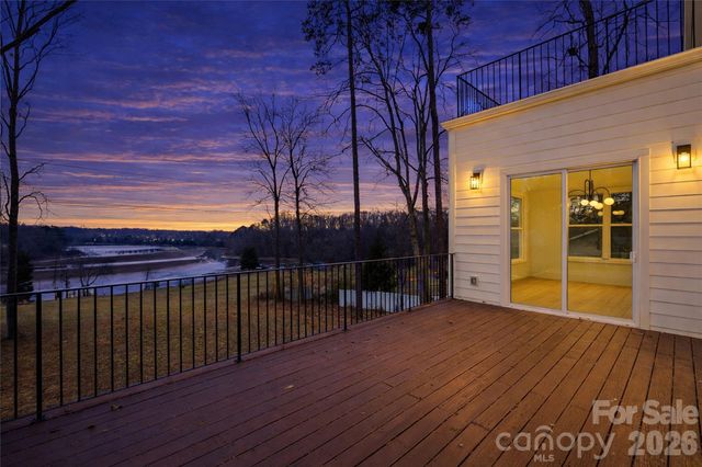 124 Clipper Lane, Mooresville, NC 28117