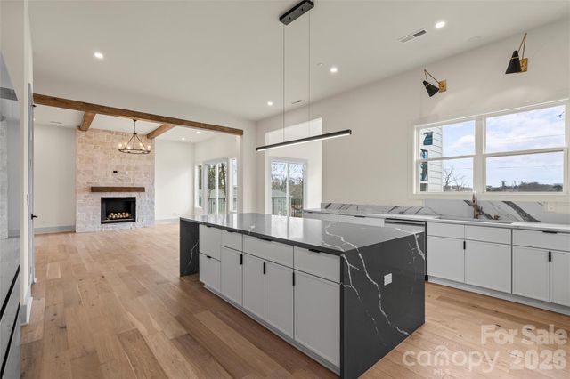 124 Clipper Lane, Mooresville, NC 28117