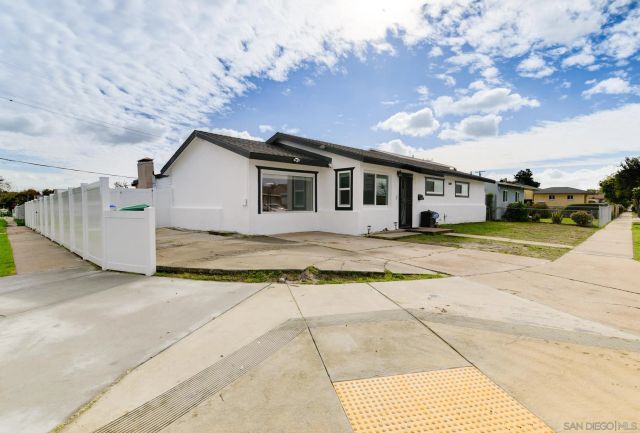 659 Sawtelle Ave, San Diego, CA 92114