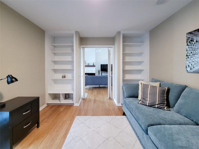 2829 Timmons Lane 188, Houston, TX 77027