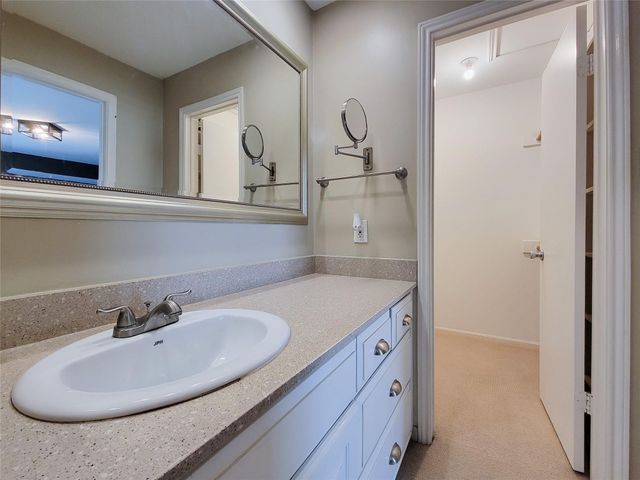 2829 Timmons Lane 188, Houston, TX 77027