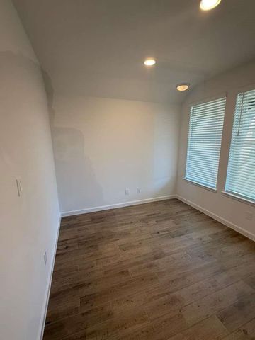 8943 Red Wolf Place, Manvel, TX 77578