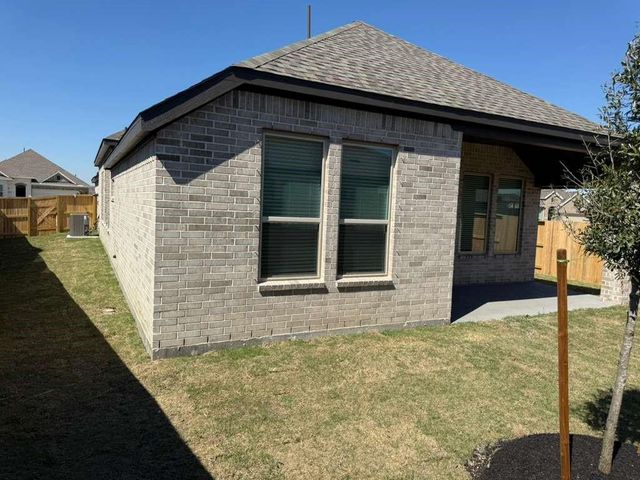 8943 Red Wolf Place, Manvel, TX 77578