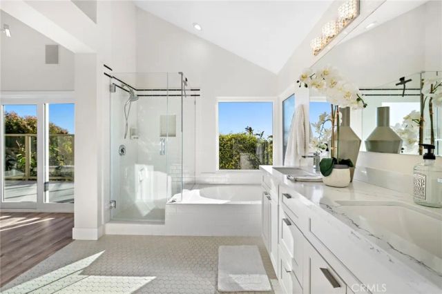 27 Palm Beach Court, Dana Point, CA 92629