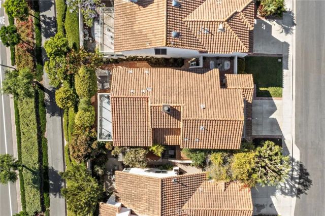 27 Palm Beach Court, Dana Point, CA 92629