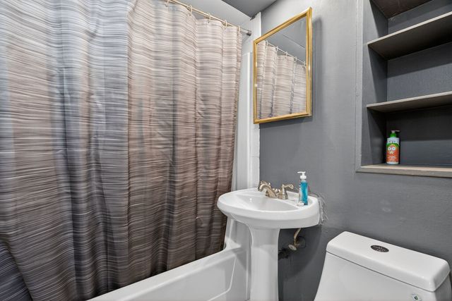 1225 Clara Avenue, Joliet, IL 60435