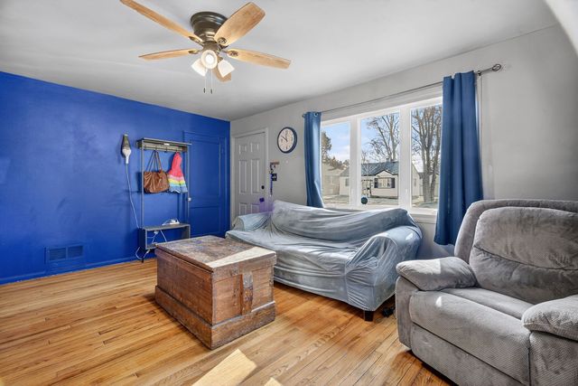 1225 Clara Avenue, Joliet, IL 60435