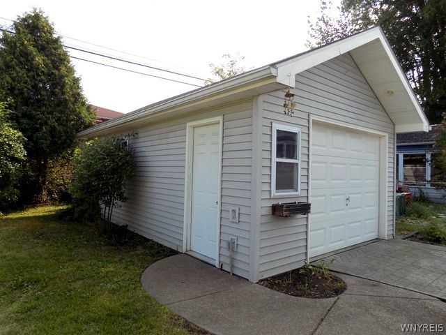 43 Freda Avenue, Cheektowaga, NY 14225