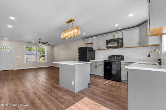 6511 Kenmore Ave, Louisville, KY 40216