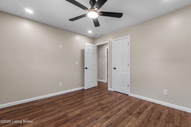 6511 Kenmore Ave, Louisville, KY 40216