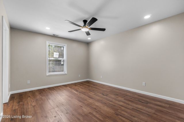 6511 Kenmore Ave, Louisville, KY 40216