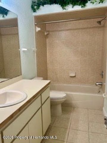 7032 River Run Boulevard, Weeki Wachee, FL 34607