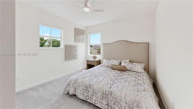 2208 SE 30th St, Homestead, FL 33035