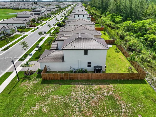2208 SE 30th St, Homestead, FL 33035