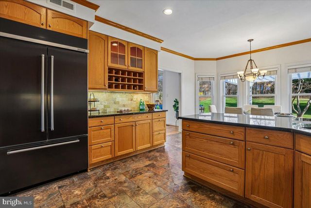 12015 HAMDEN CT, Oakton, VA 22124