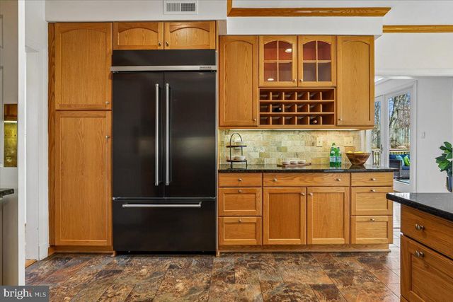 12015 HAMDEN CT, Oakton, VA 22124