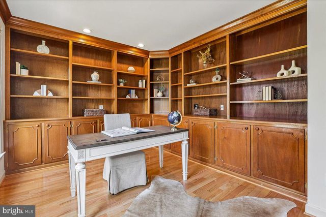 12015 HAMDEN CT, Oakton, VA 22124