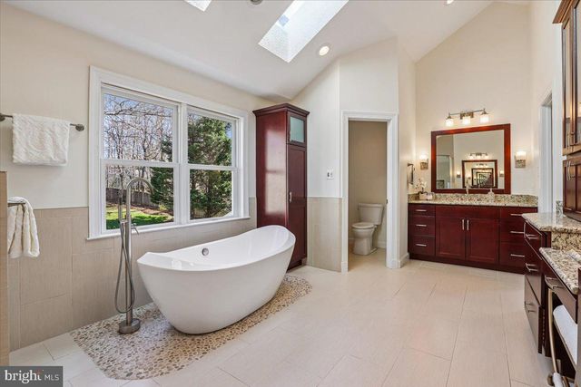 12015 HAMDEN CT, Oakton, VA 22124