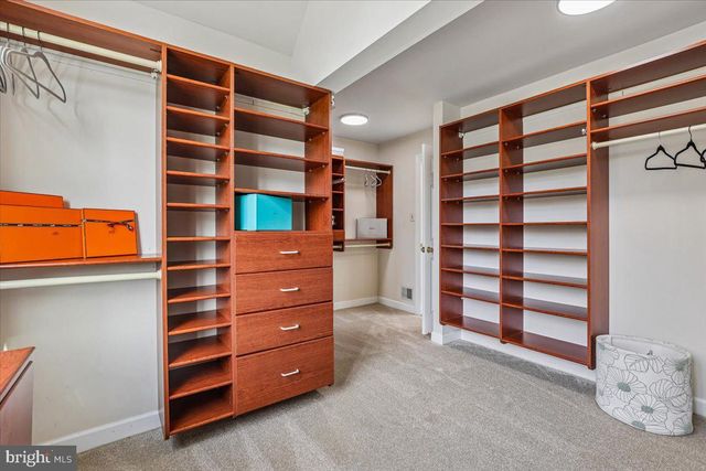 12015 HAMDEN CT, Oakton, VA 22124